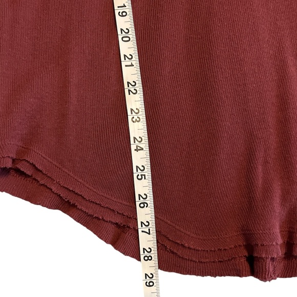 Free People Colby Long Sleeve Scoop Neck Maroon Thermal Raw Hem W/ Thumb Holes S - Picture 10 of 11